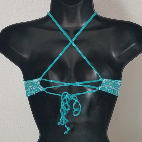 Pacsun Amor y Besos Reversible Bikini Top - Picture 3 of 4